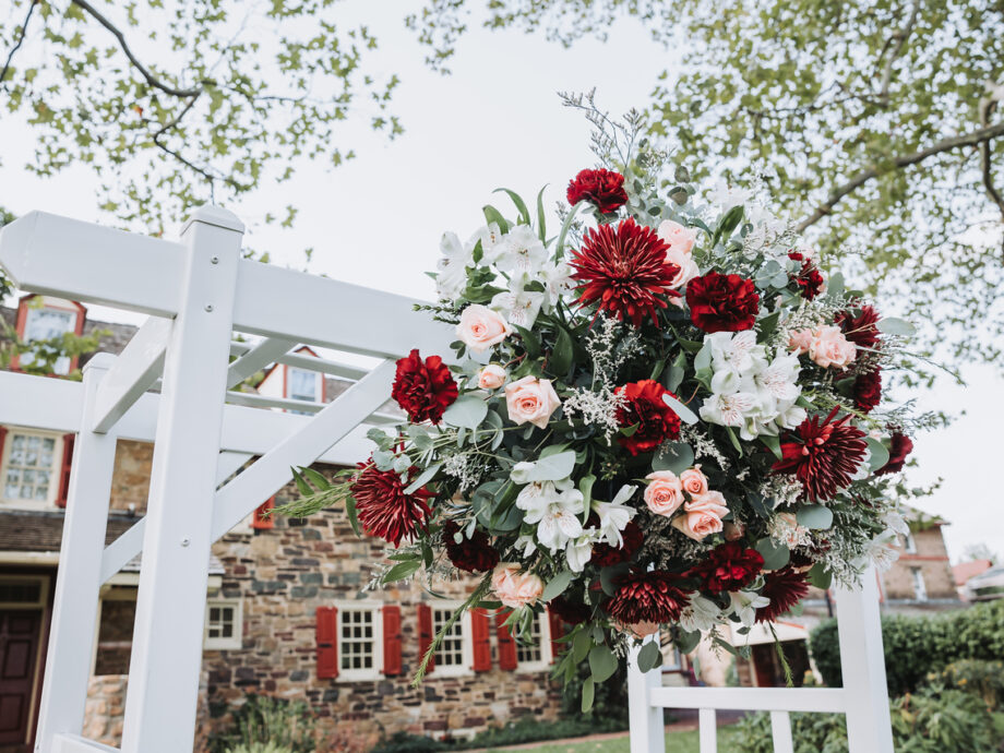 Perkasie Florist Wedding Flowers - Photo by Lovestruck Pictures